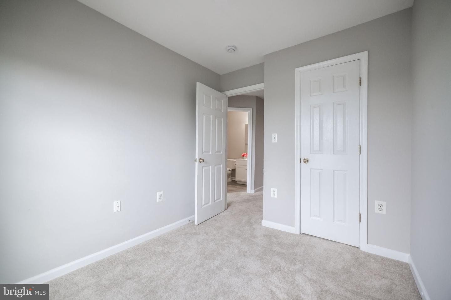 453 Pearlbush Square NE photo 40