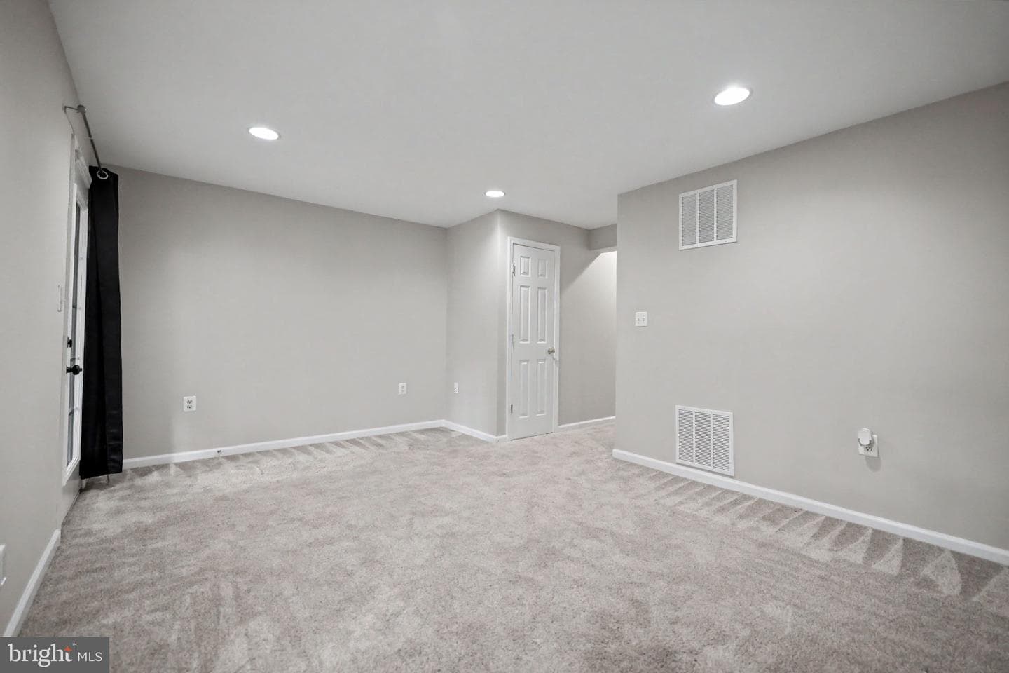 453 Pearlbush Square NE photo 62