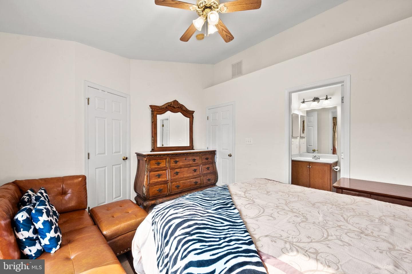 25144 Shultz Terrace photo 27