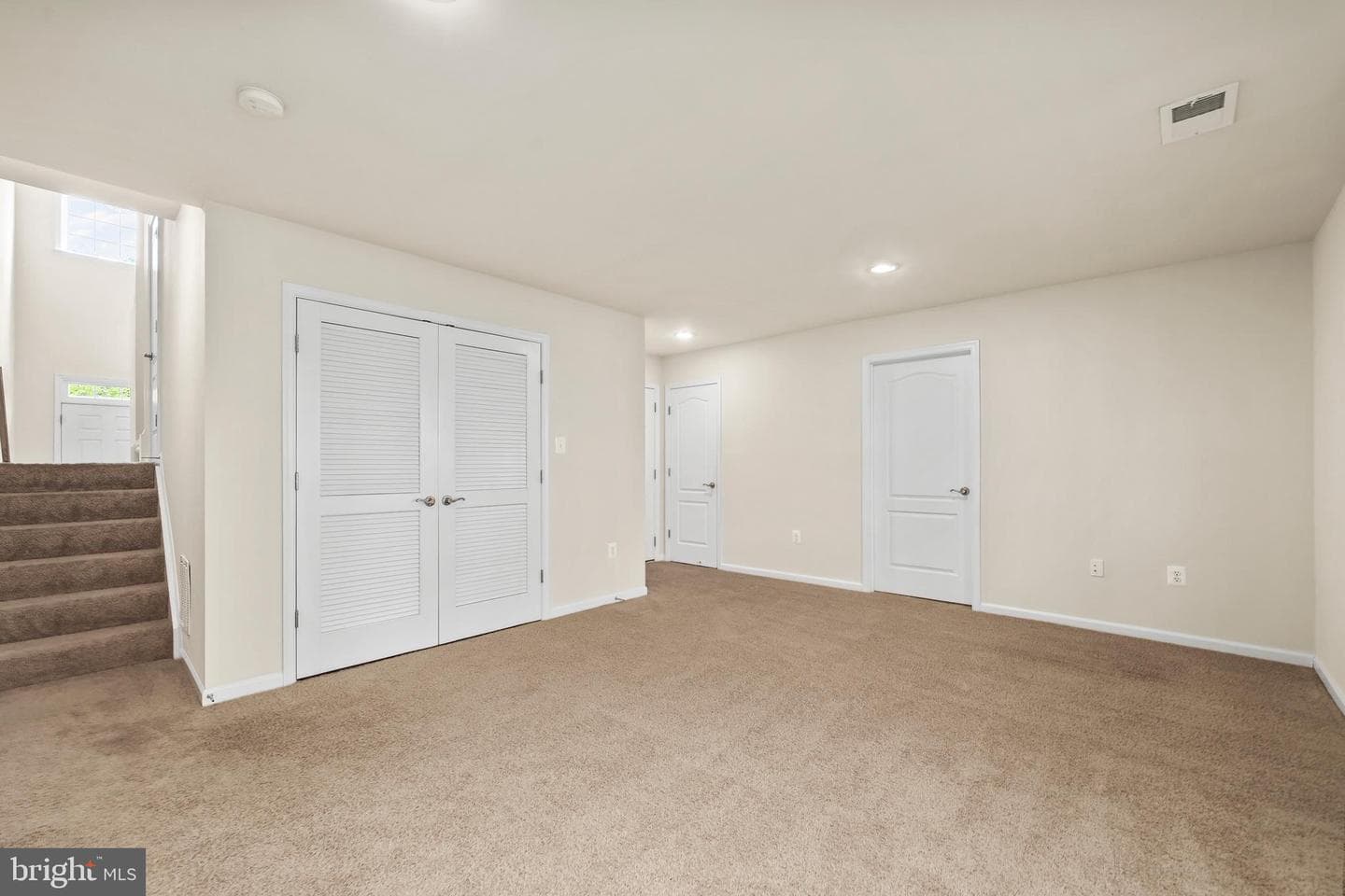 20837 Houseman Terrace photo 32