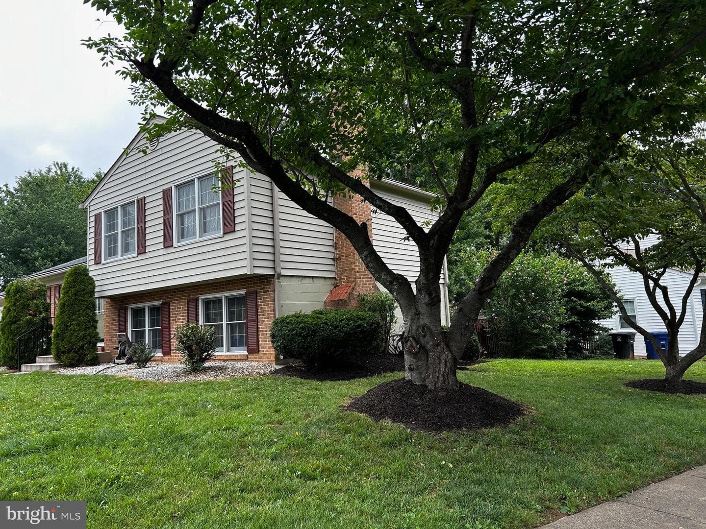 402 Dodd Court NW photo 4
