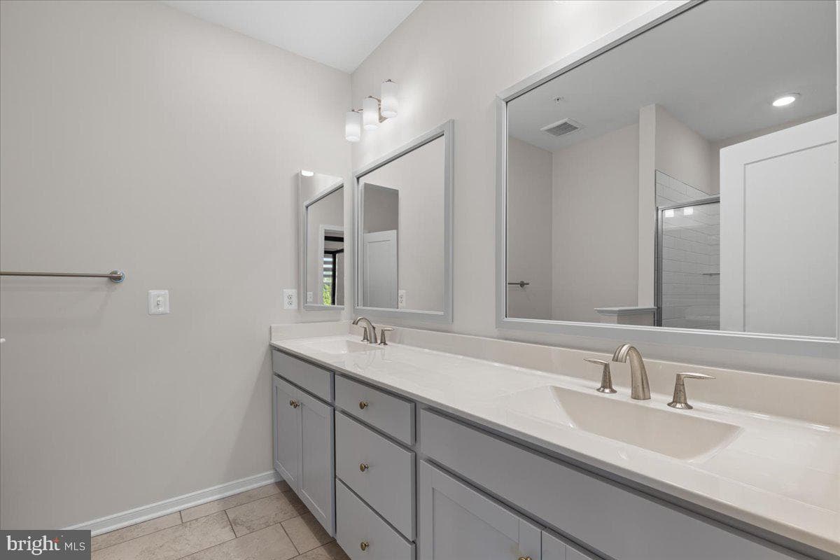 42236 Bunting Terrace photo 23