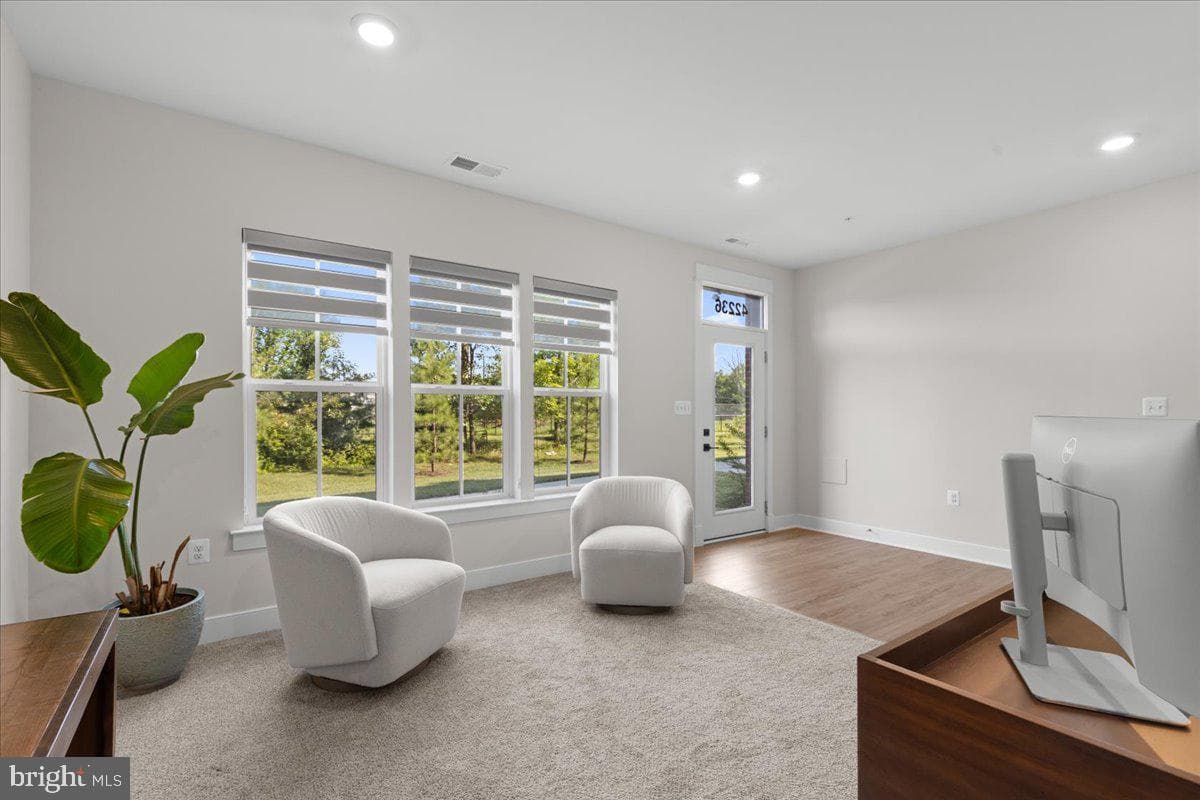 42236 Bunting Terrace photo 4