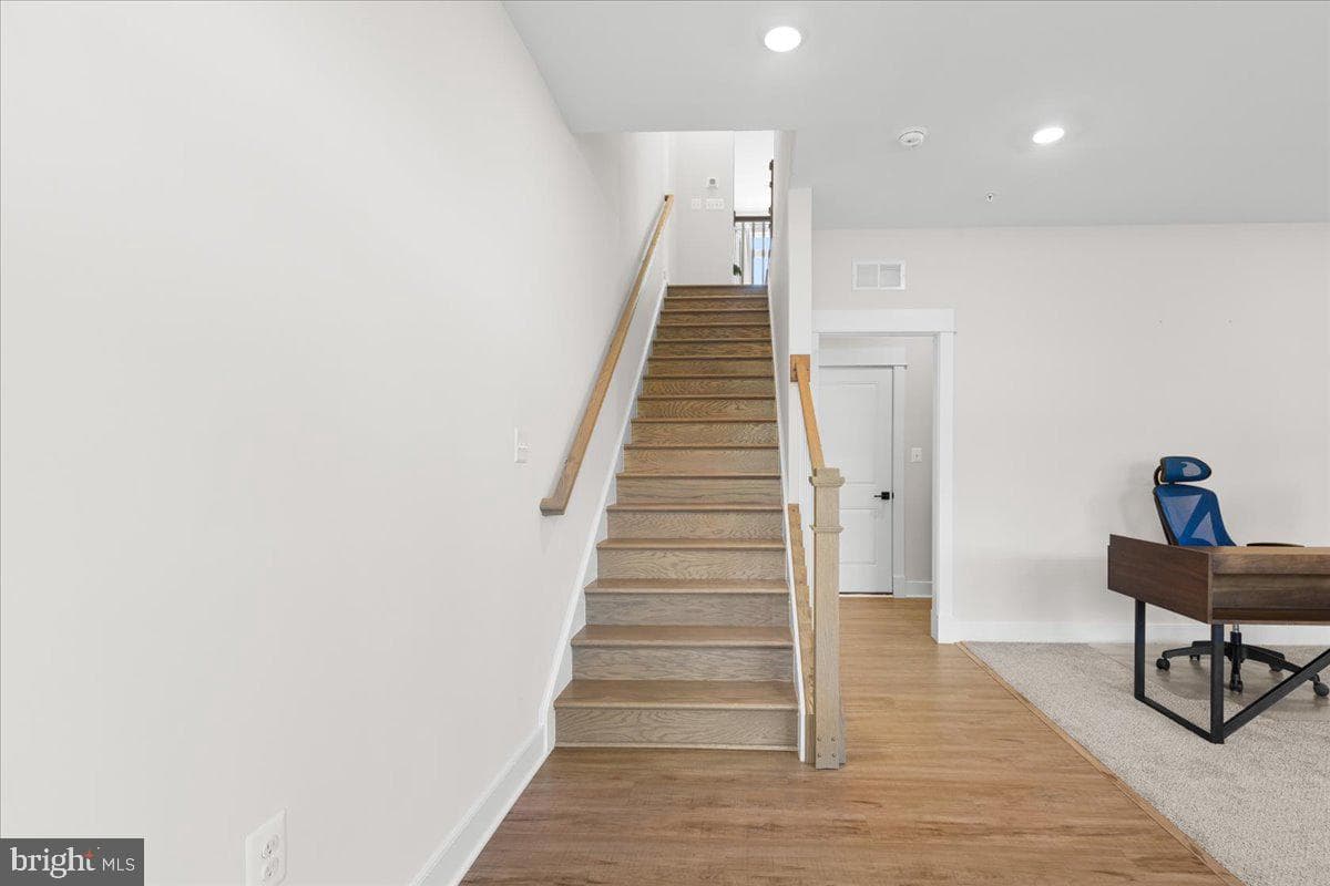 42236 Bunting Terrace photo 7