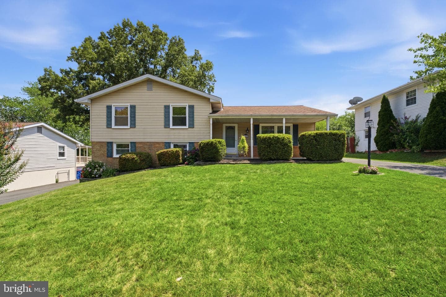 1206 E Iberia Road, Sterling