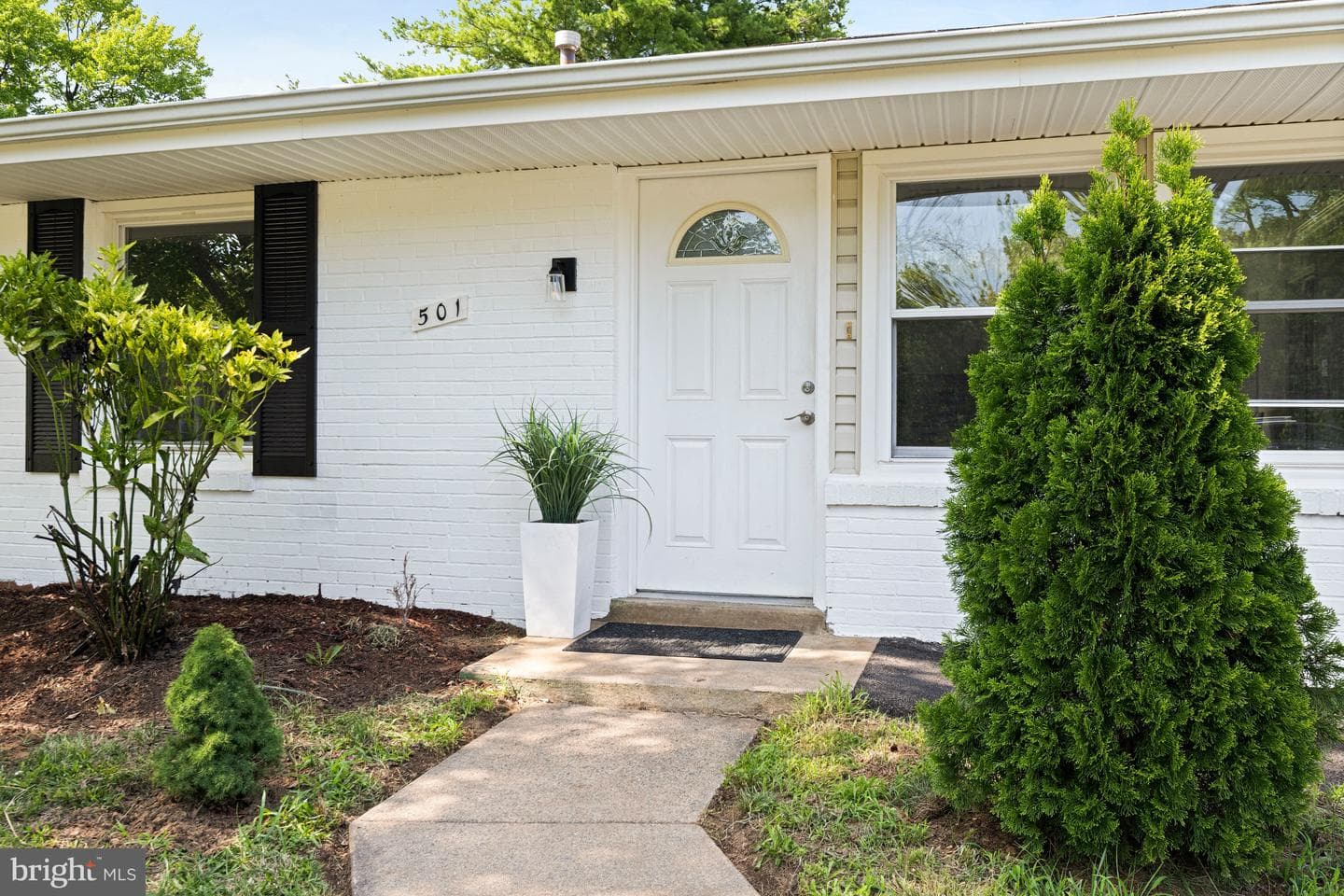 501 E Poplar Road E photo 4