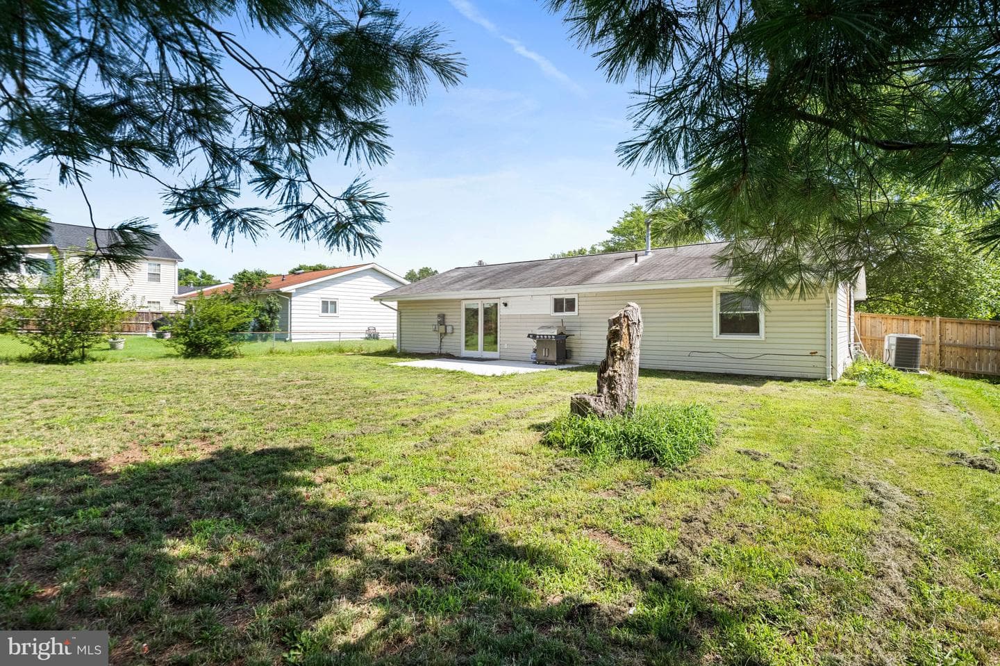 501 E Poplar Road E photo 46