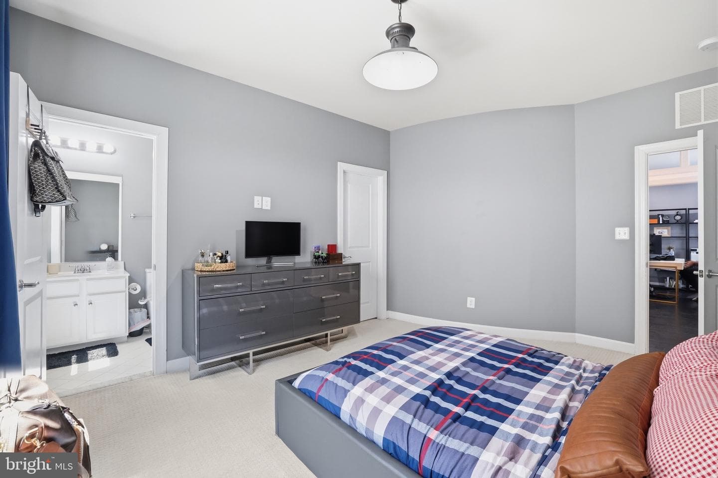 20623 Holyoke Drive photo 43