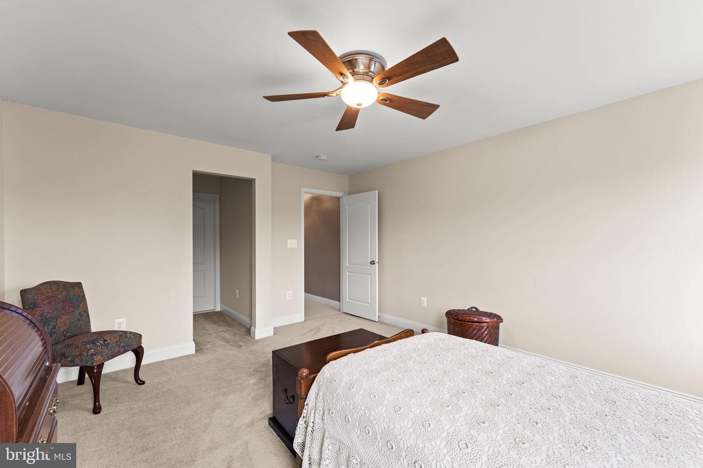 22970 Weybridge Square photo 74