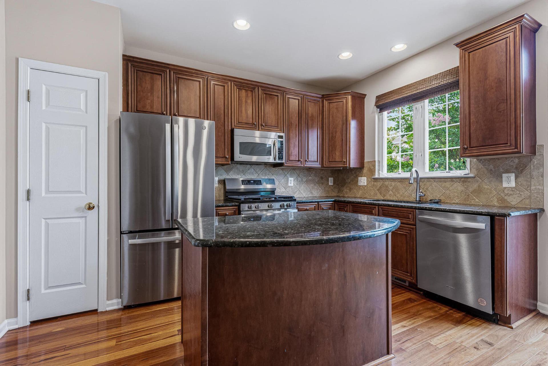 25033 Justice Drive photo 13