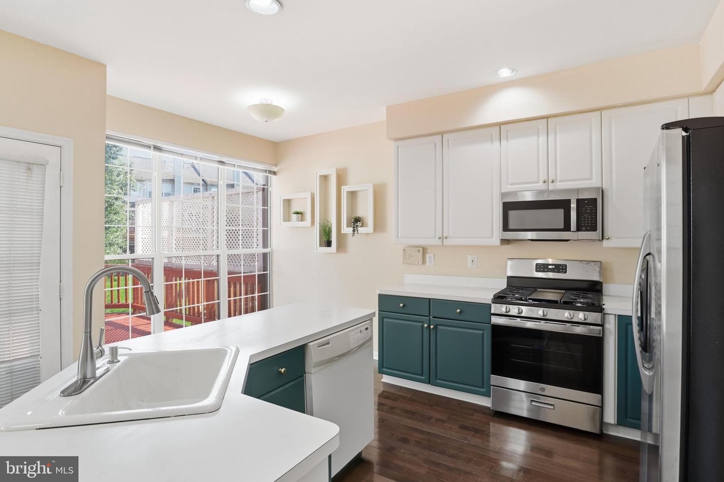 47606 Watkins Island Square photo 14