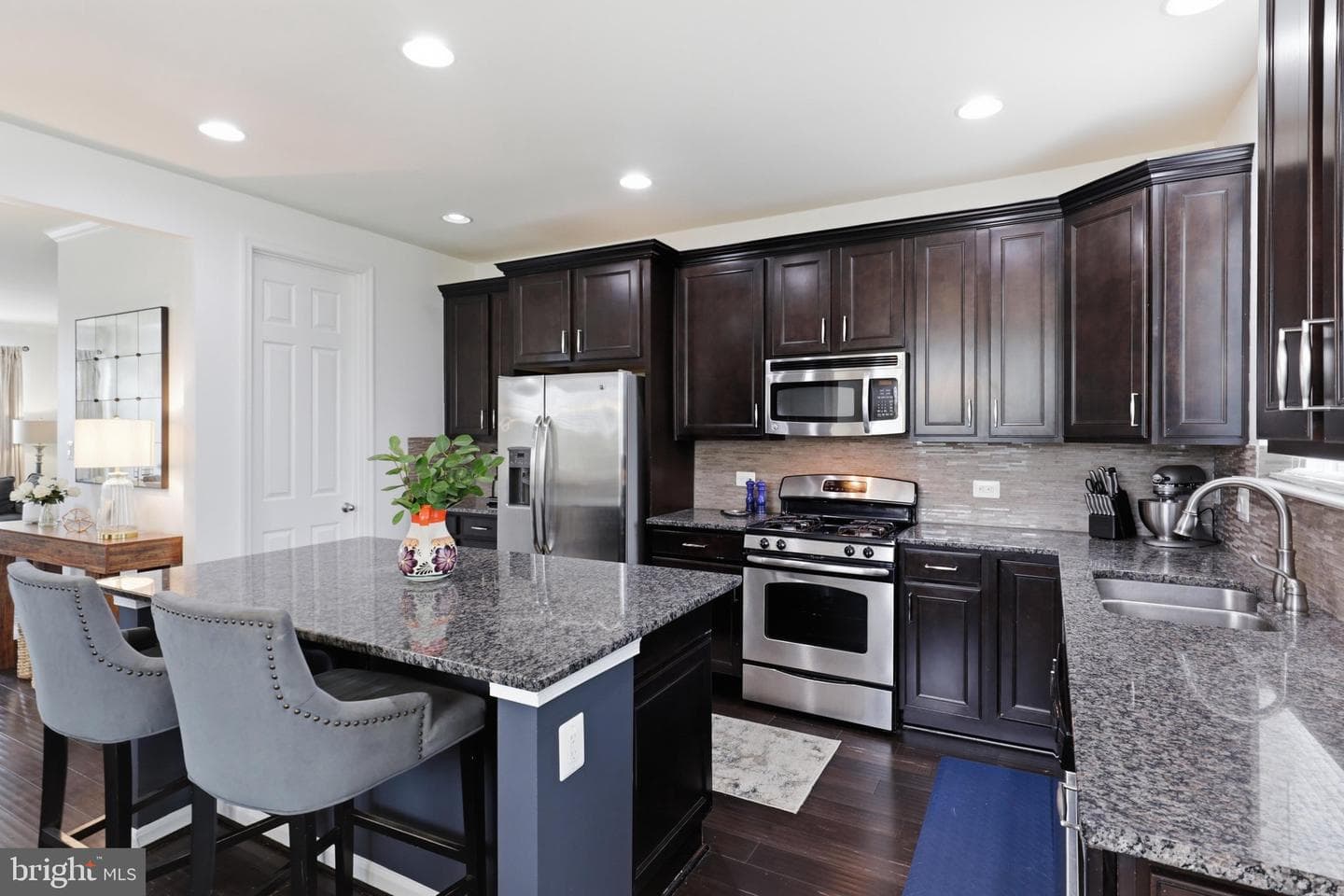 42251 Dean Chapel Square photo 12