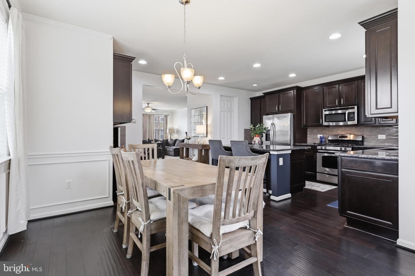 42251 Dean Chapel Square photo 15