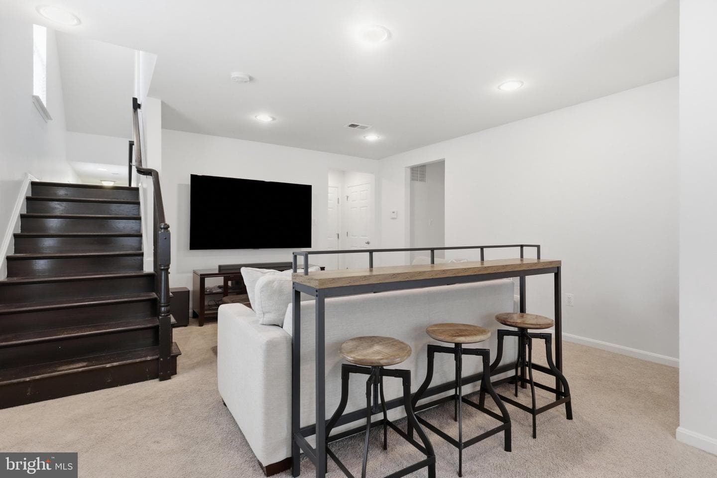 42251 Dean Chapel Square photo 28