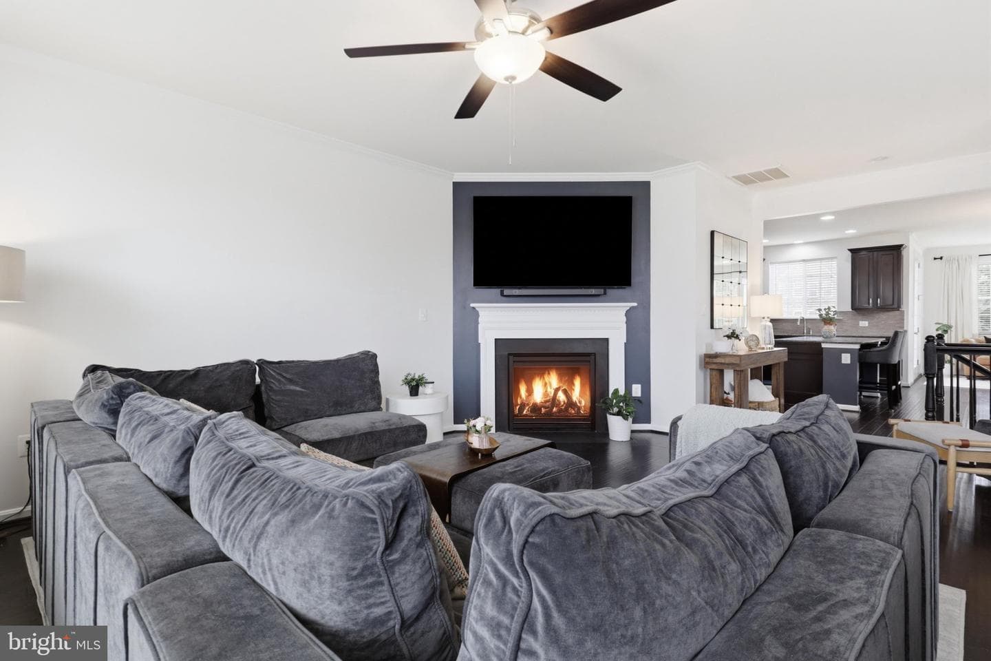 42251 Dean Chapel Square photo 7