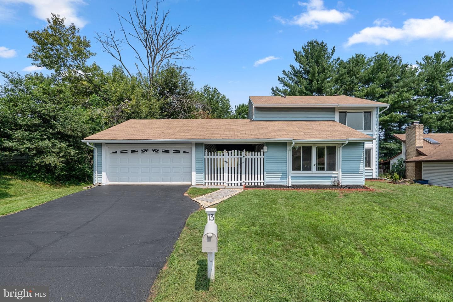 13 Wrightwood Place photo 1