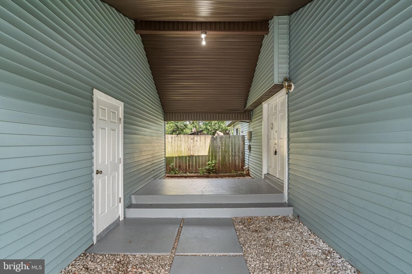 13 Wrightwood Place photo 4