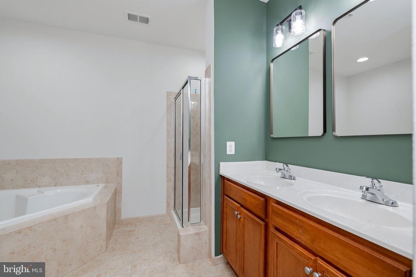 24653 Rosebay Terrace photo 14