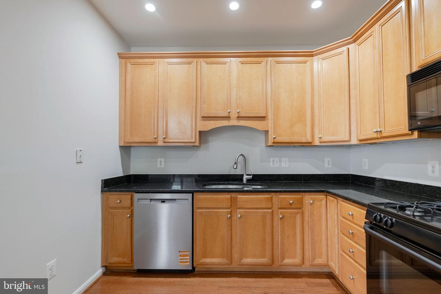 24653 Rosebay Terrace photo 8