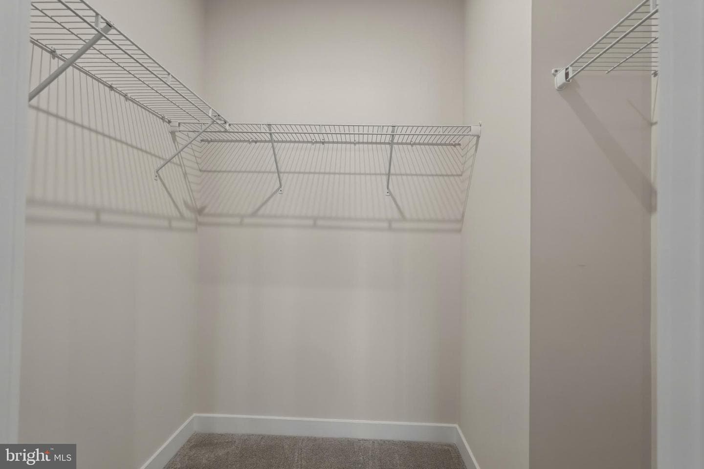 24274 Thurso Square photo 55