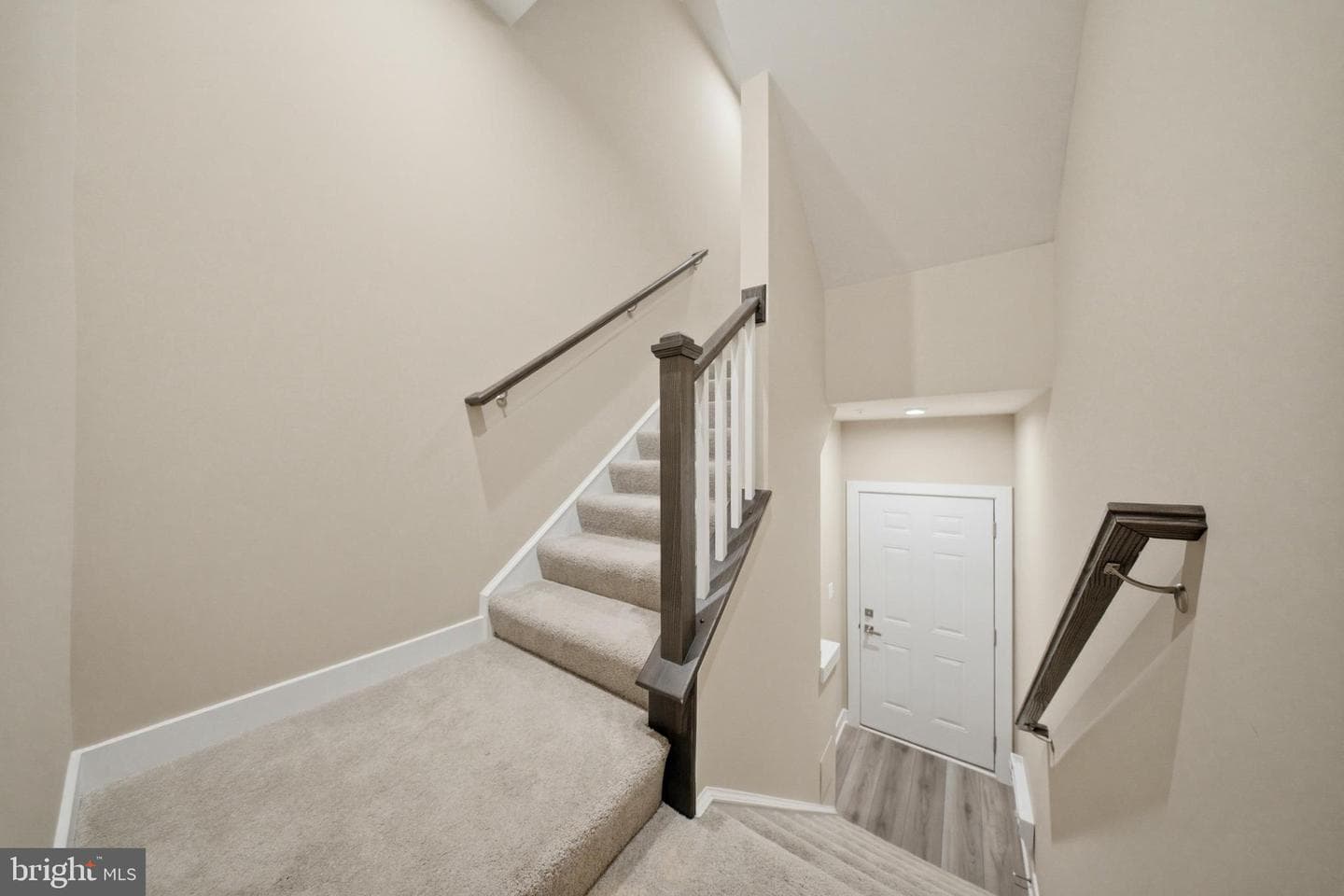 24274 Thurso Square photo 72
