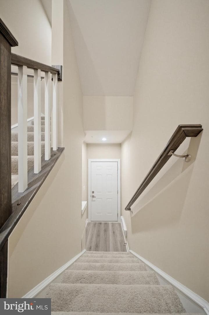 24274 Thurso Square photo 73