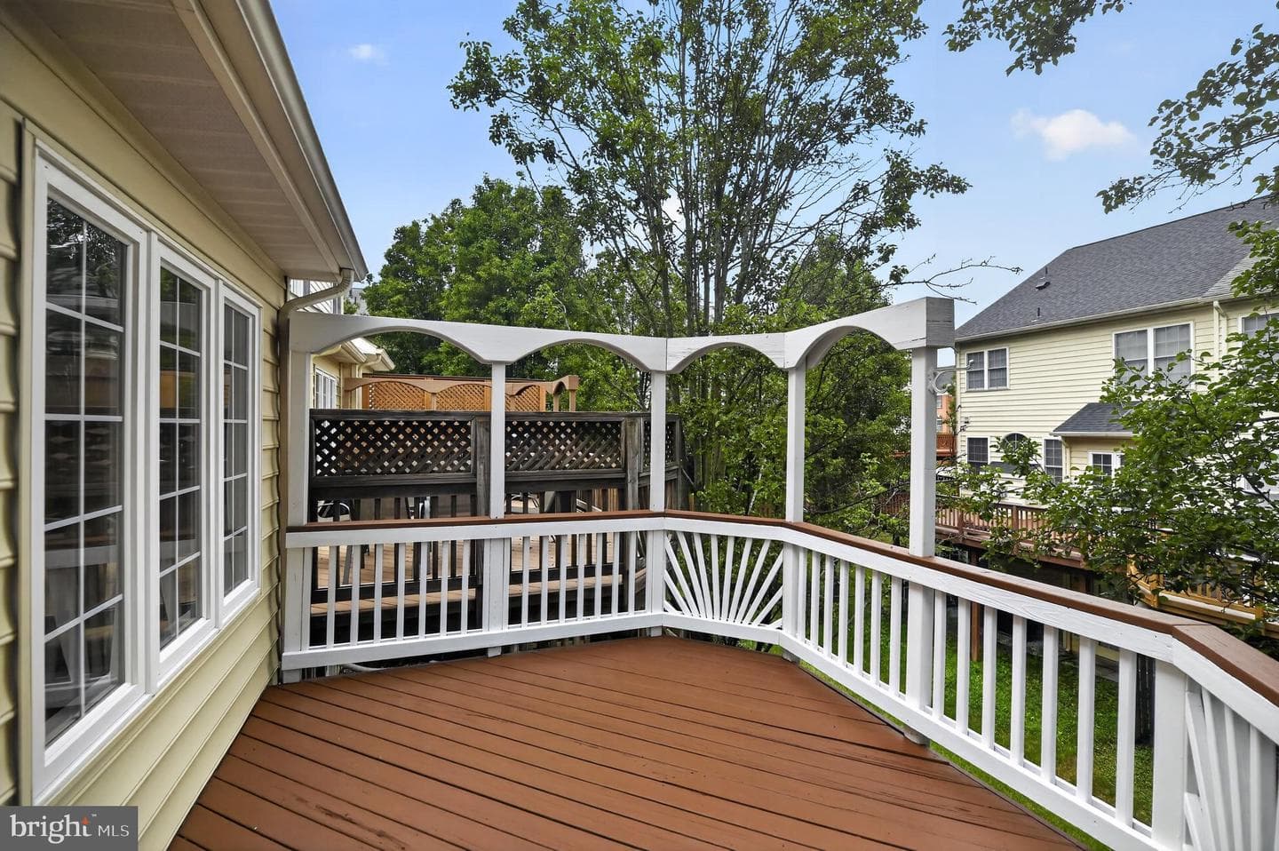 25915 Kirkwood Square photo 35