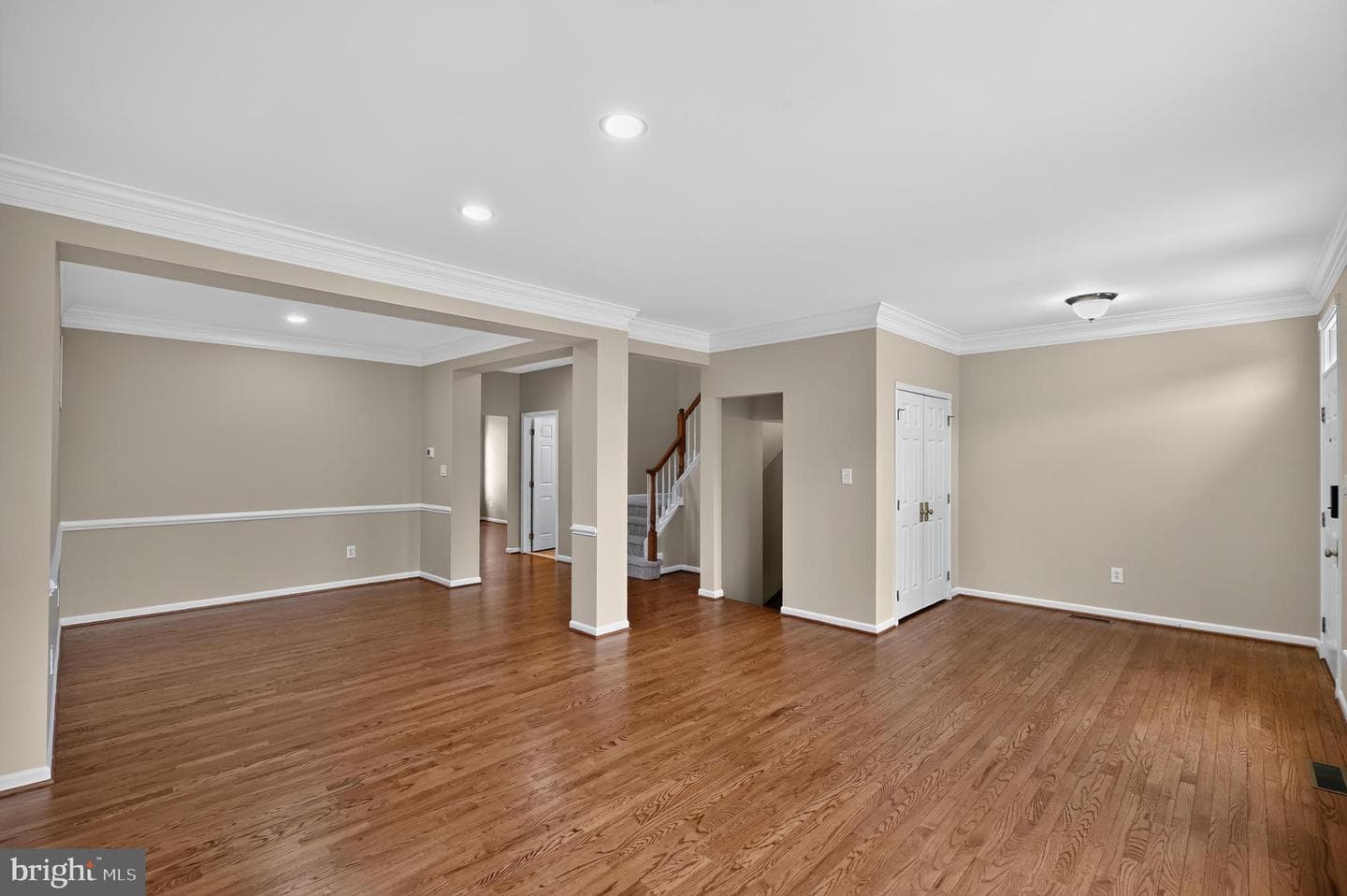 25915 Kirkwood Square photo 5