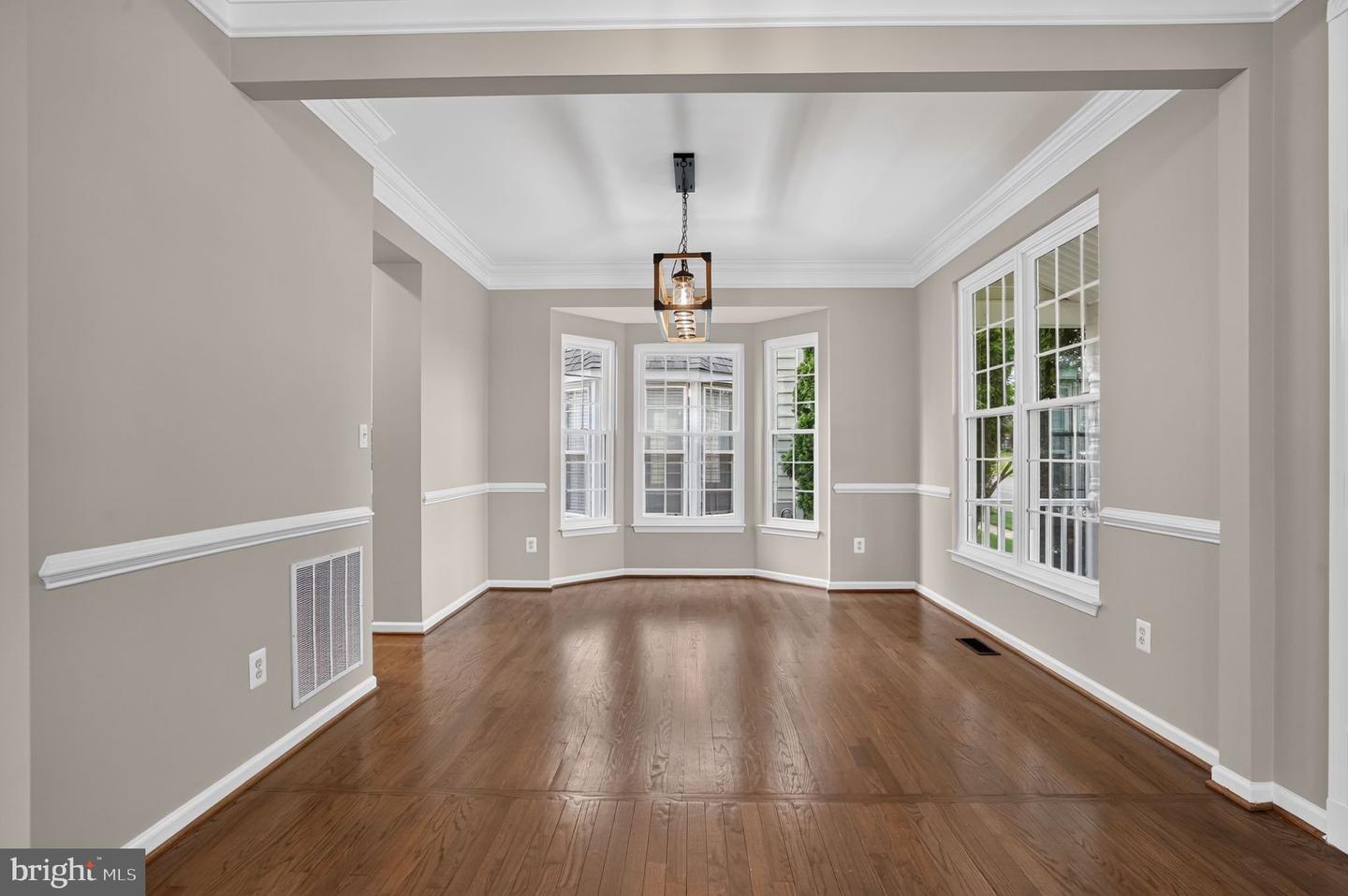 42771 Freedom Street photo 11