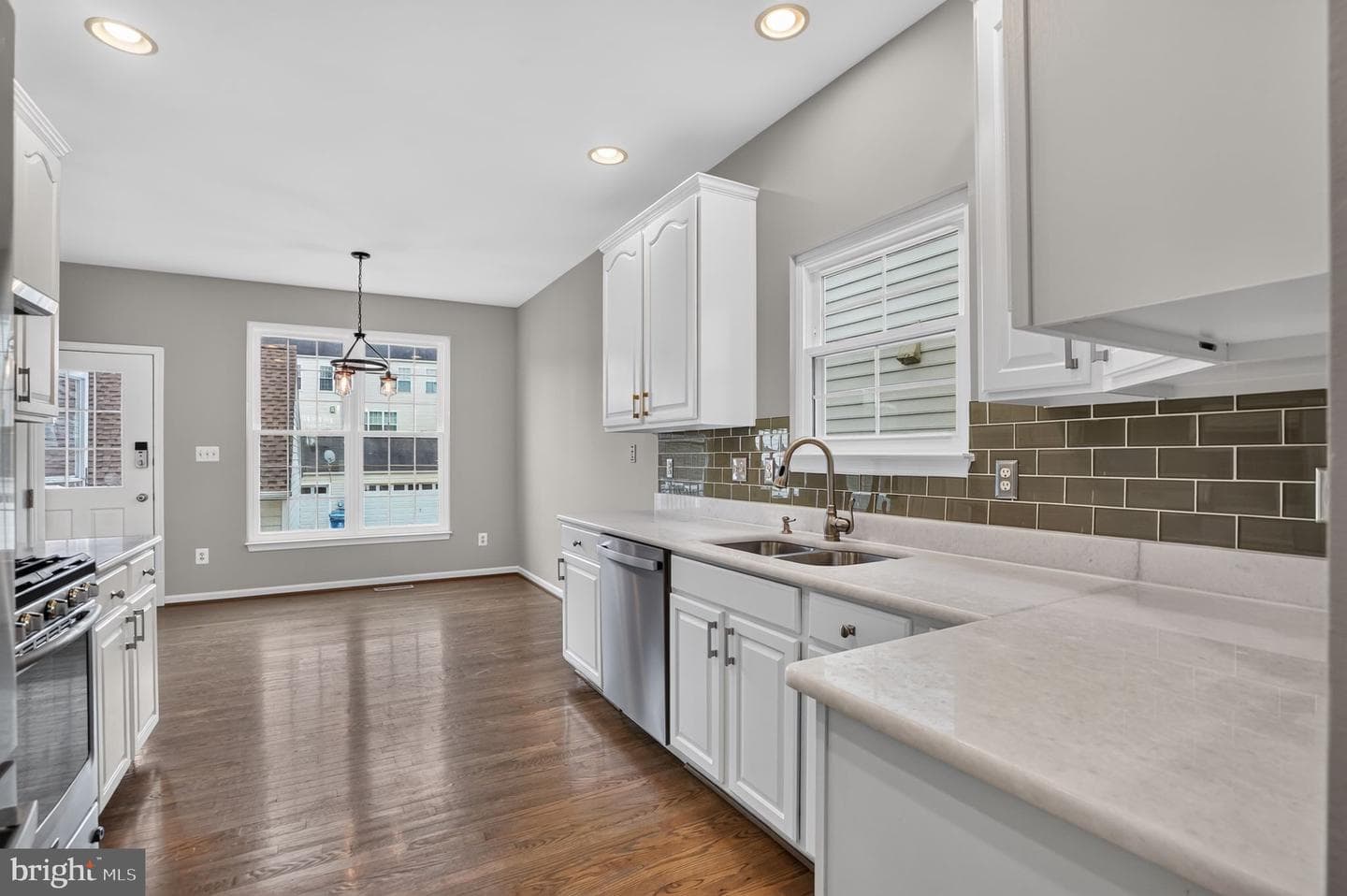 42771 Freedom Street photo 17