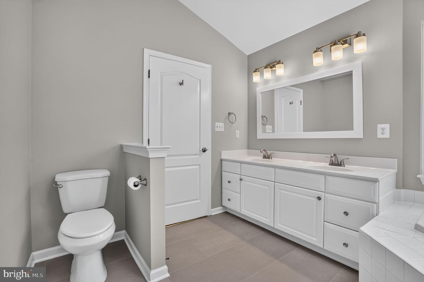 42771 Freedom Street photo 29