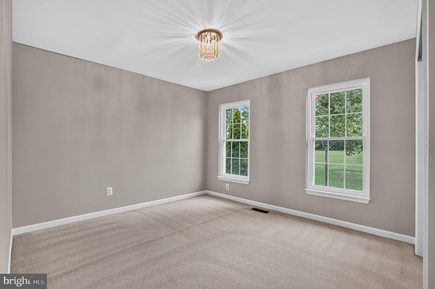 42771 Freedom Street photo 35