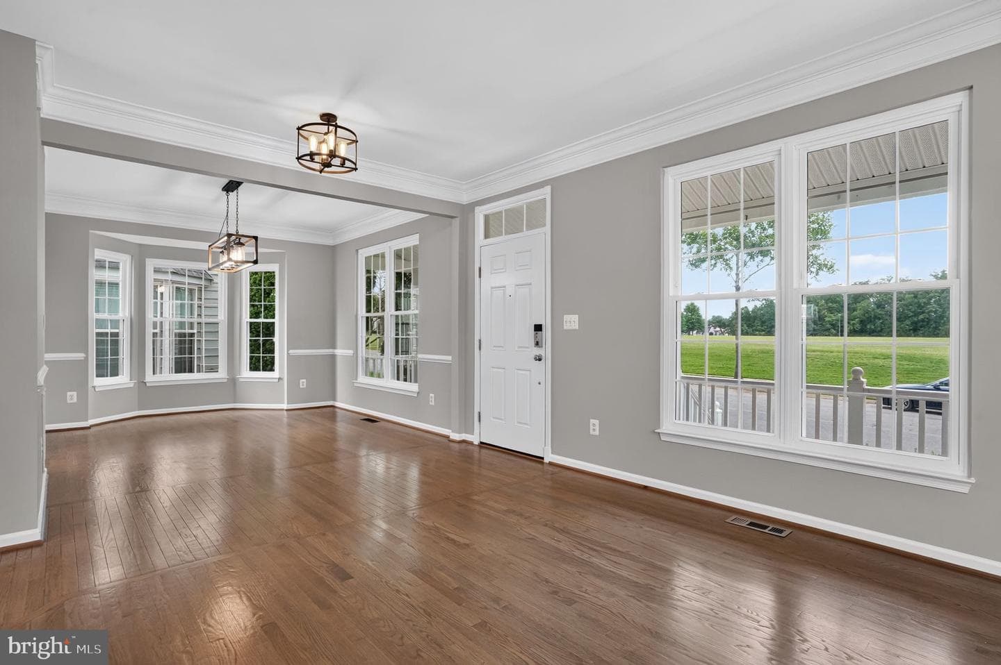 42771 Freedom Street photo 5