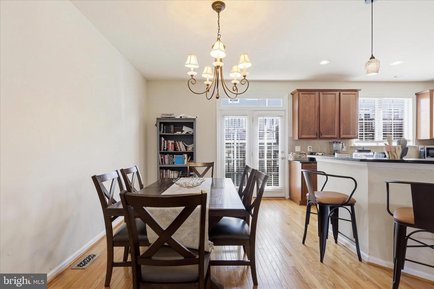 20925 Houseman Terrace photo 14