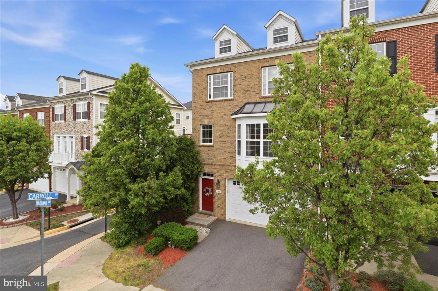 20925 Houseman Terrace photo 3