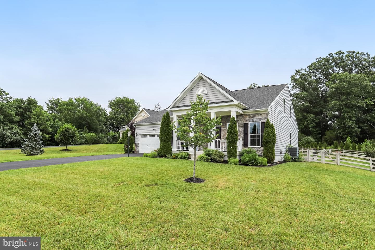 26798 Barnsley Place photo 6