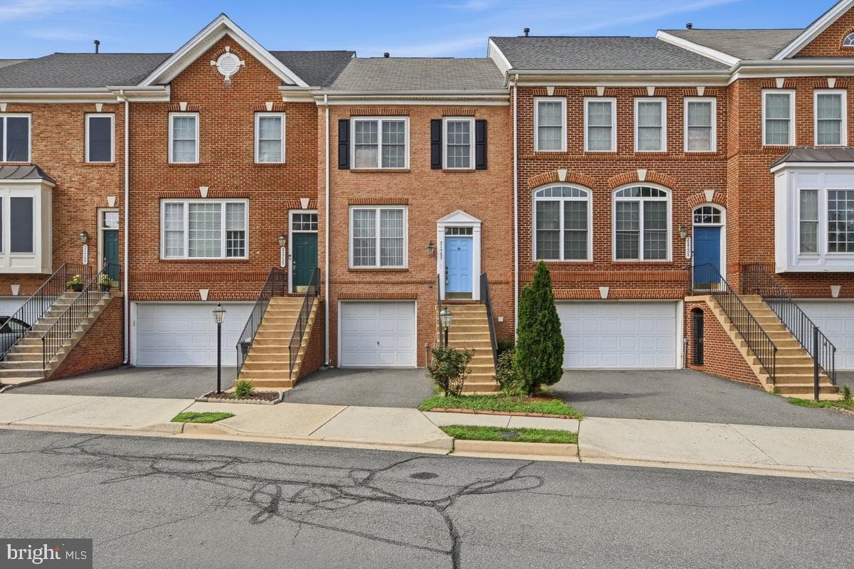 21753 Ladyslipper Square, Ashburn