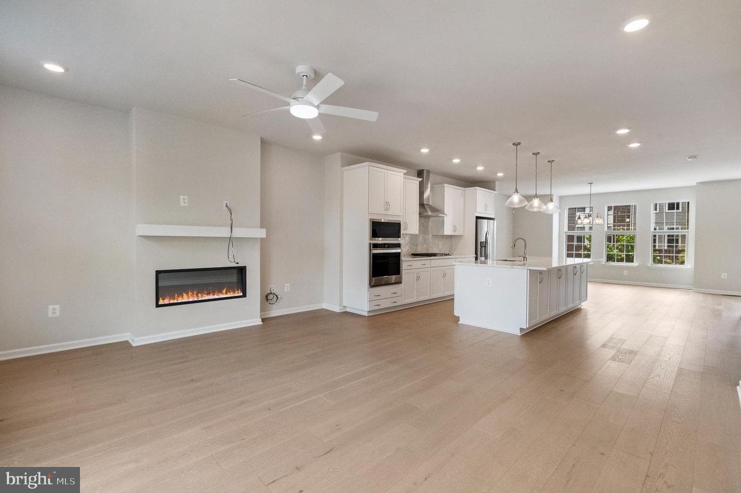 1609 Field Sparrow Terrace NE photo 10