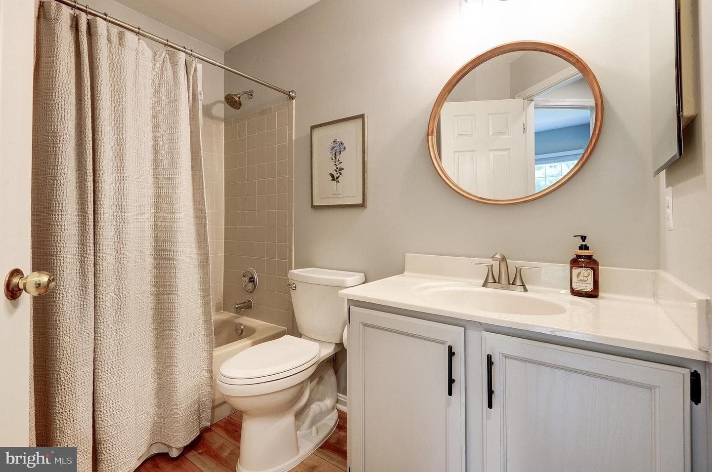 106 Hackley Court photo 19