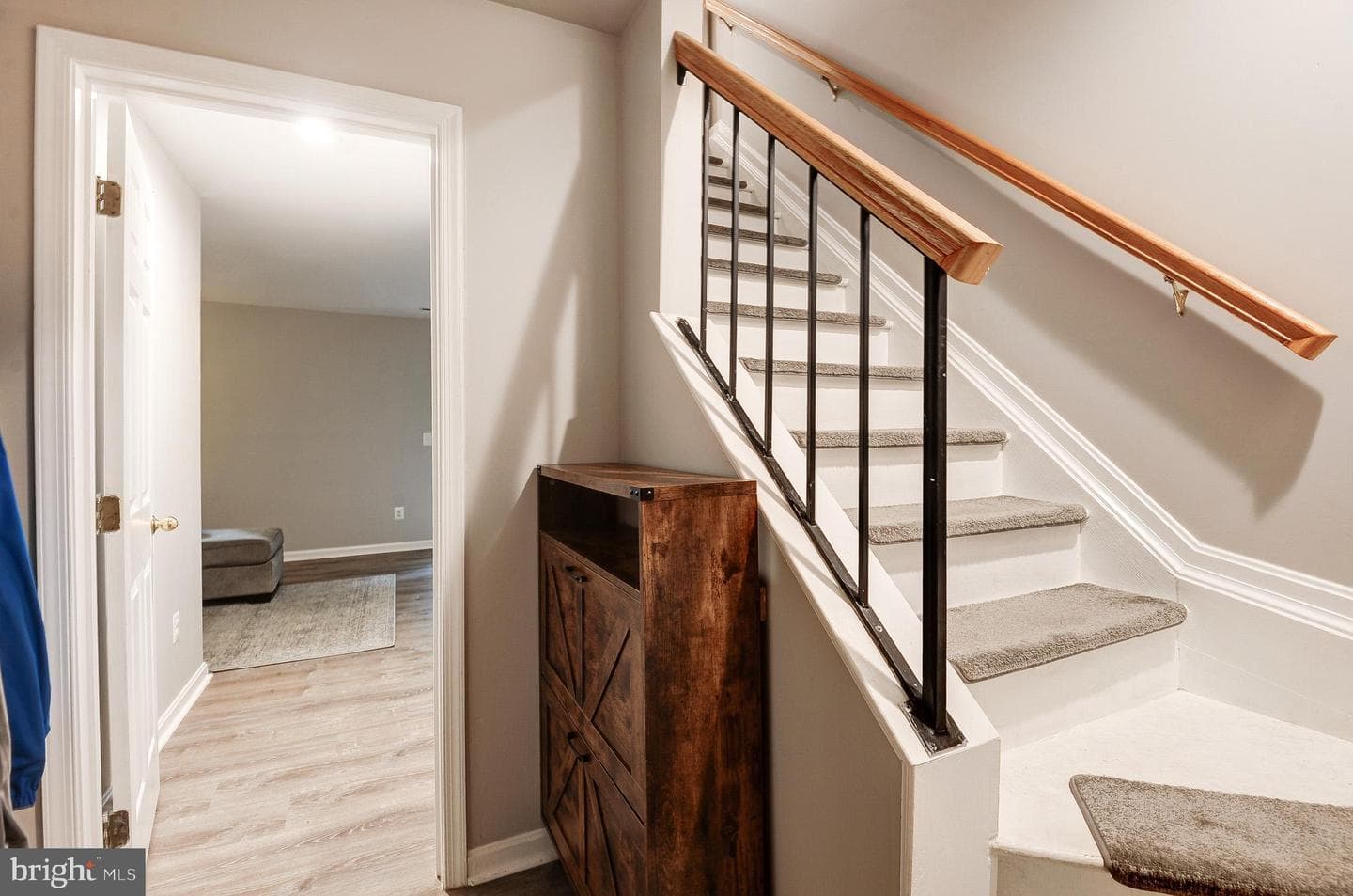 106 Hackley Court photo 22