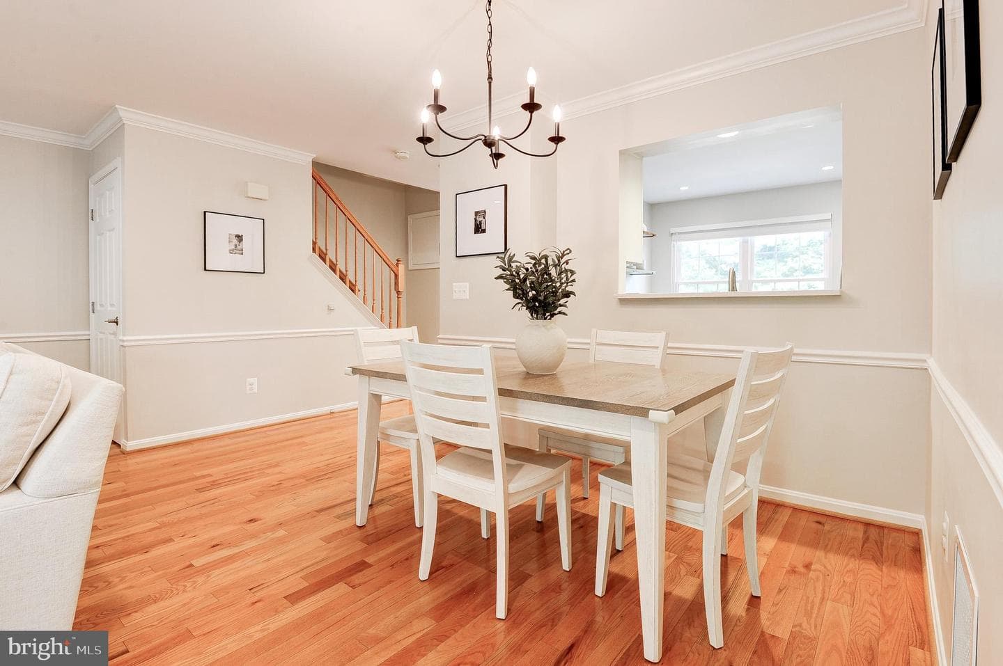 106 Hackley Court photo 8