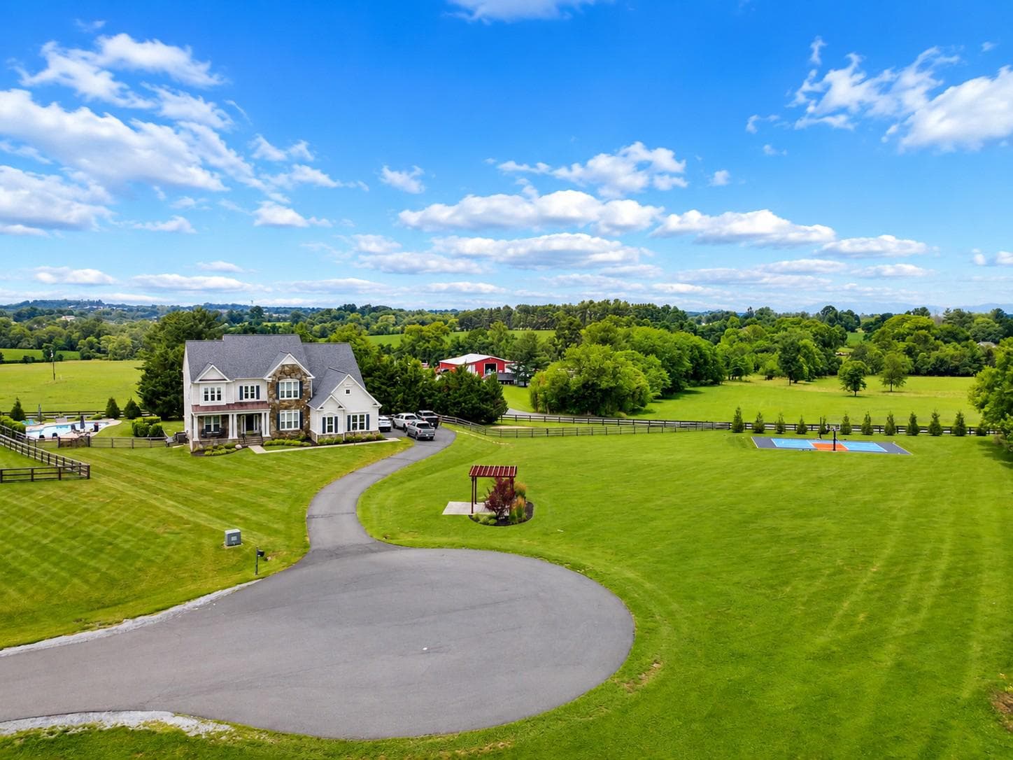 38764 Golden Eagle, Lovettsville