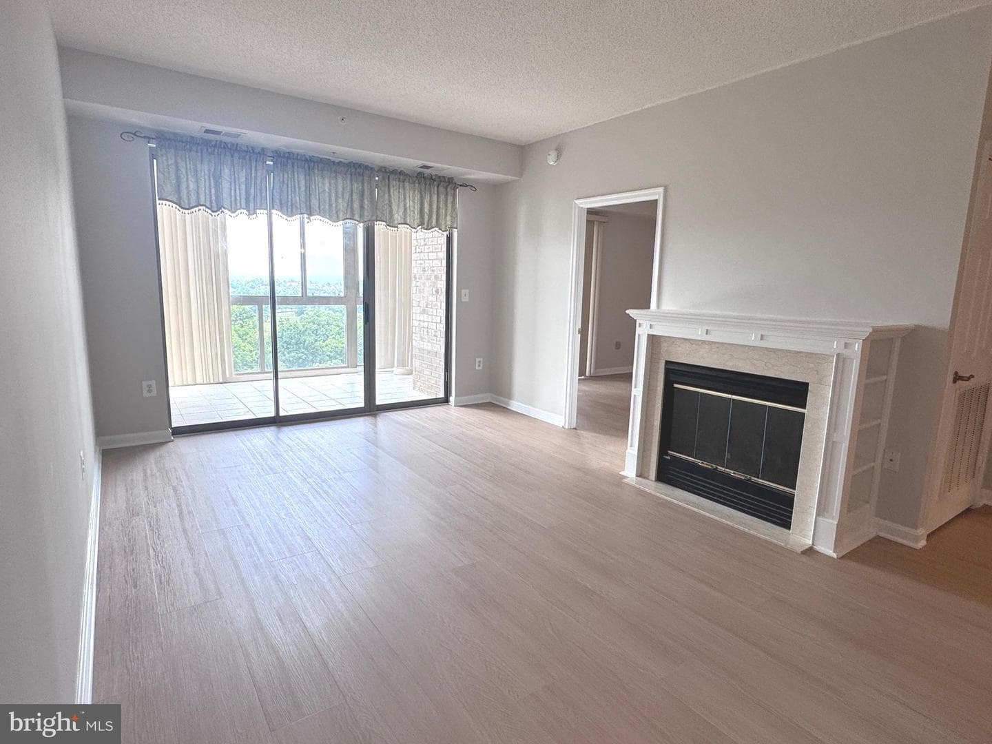 19365 Cypress Ridge Terrace #1105, Leesburg