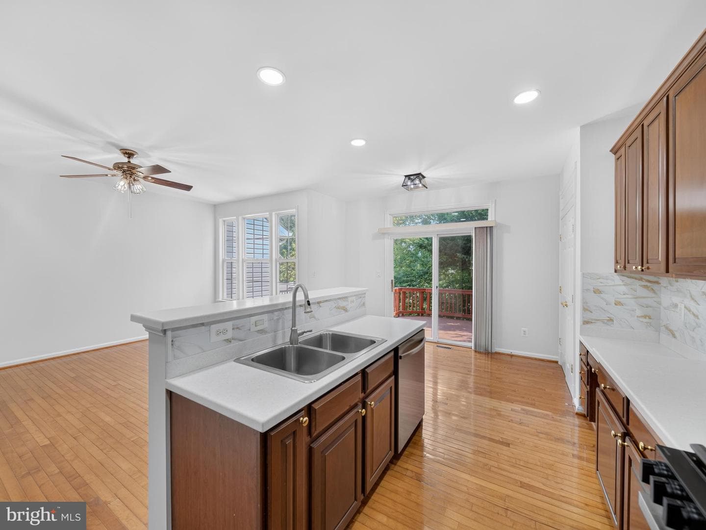 46190 Aisquith Terrace photo 16