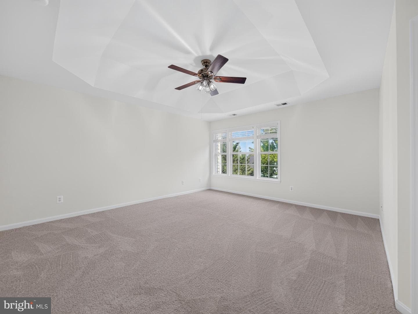 46190 Aisquith Terrace photo 21