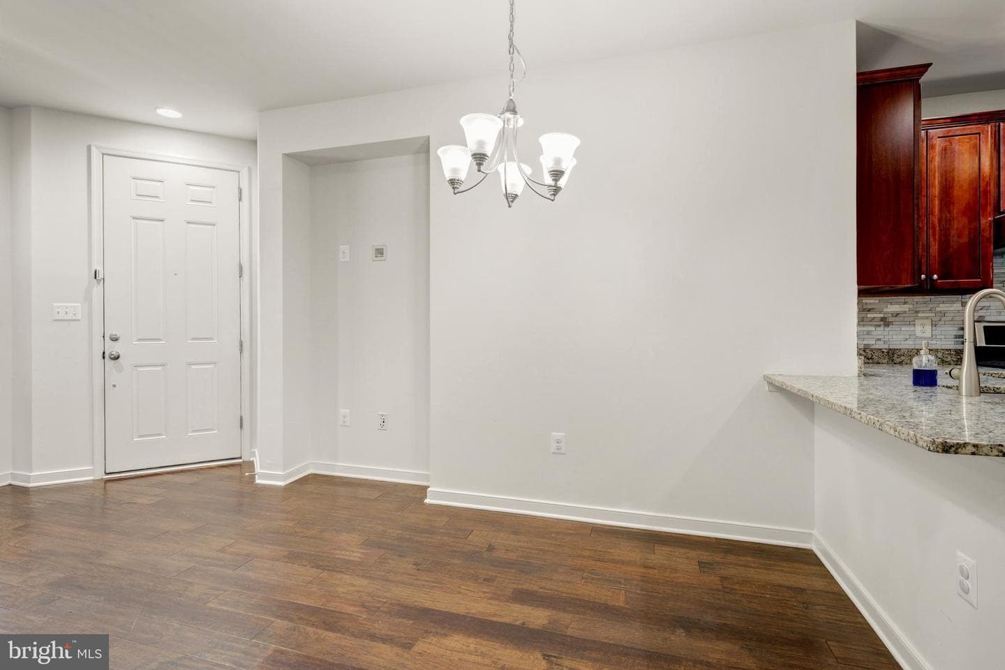 44100 Vaira Terrace photo 15