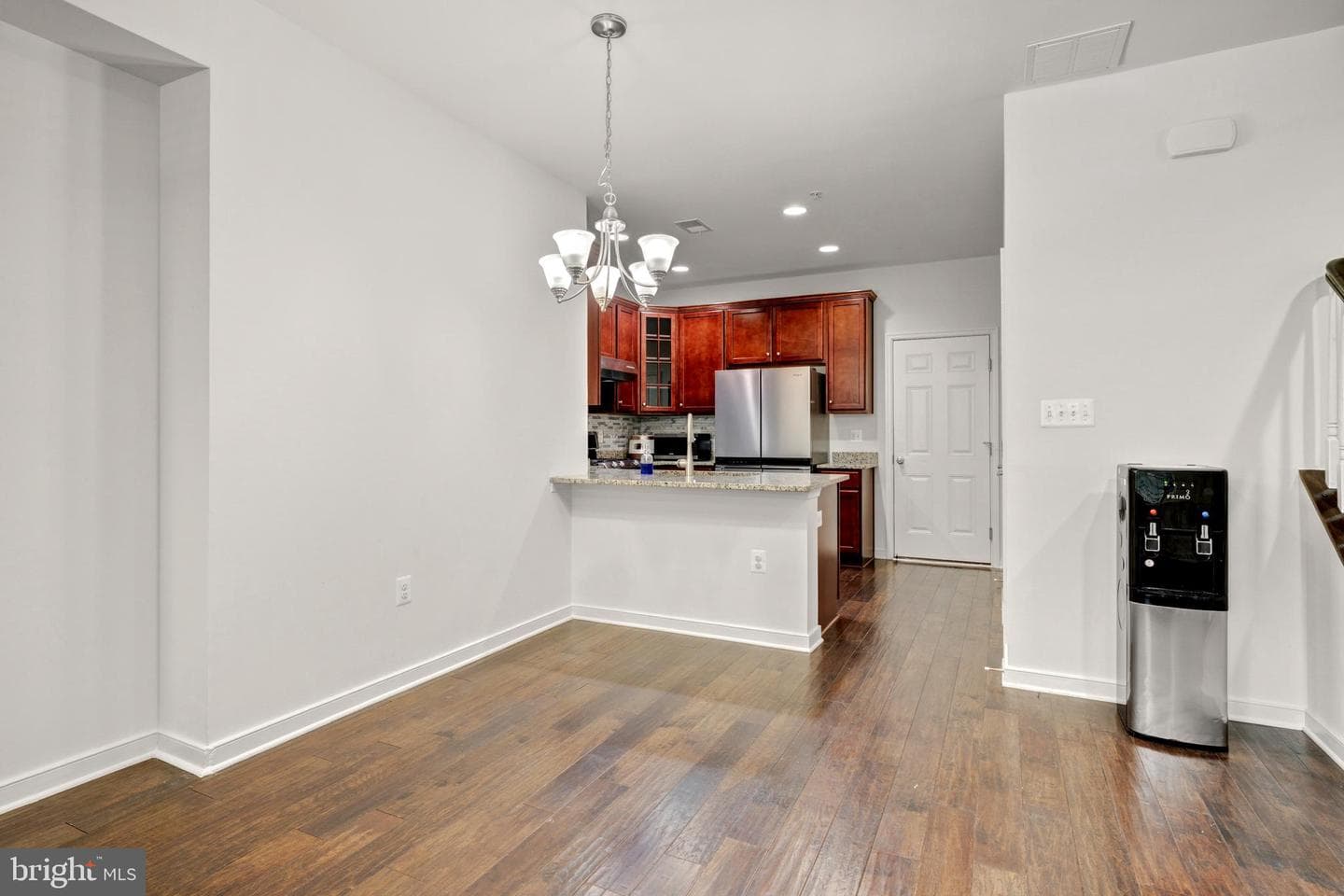 44100 Vaira Terrace photo 4