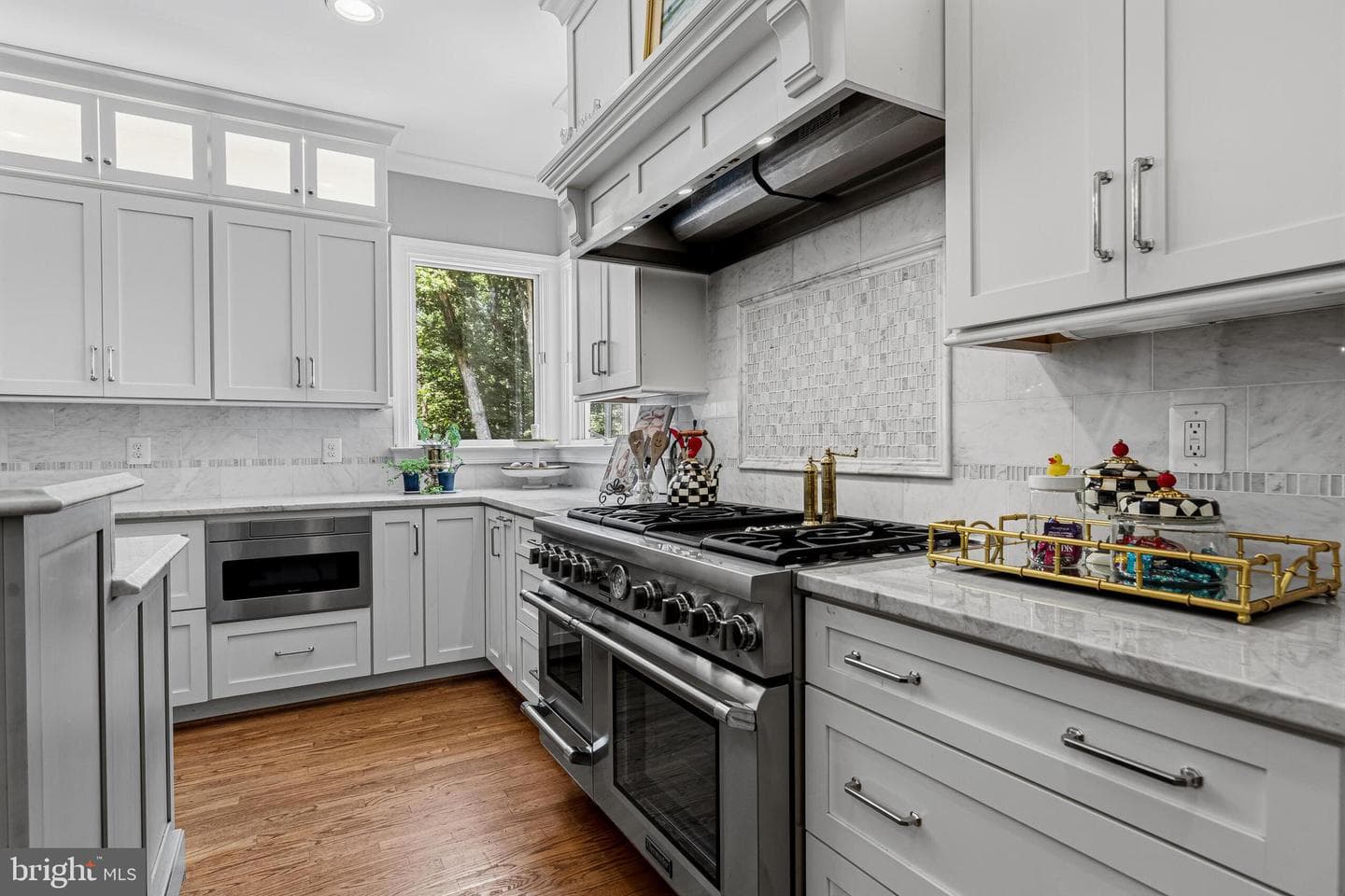 1176 Hawling Place SW photo 7