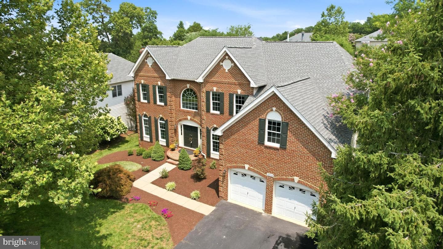 19704 Stanford Hall Place, Ashburn