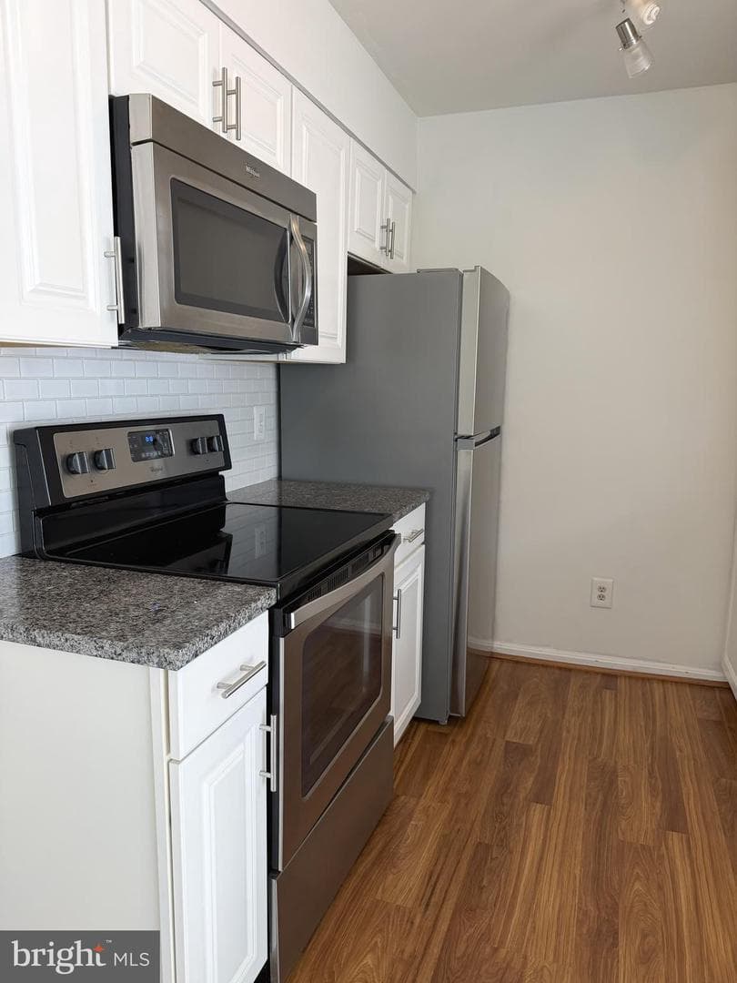 83 Sudbury Square photo 7